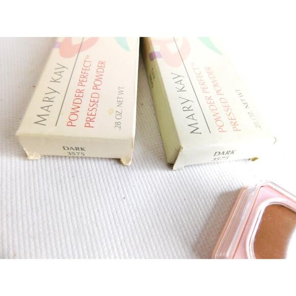 Vintage Mary Kay Powder Perfect Pressed Powder Dark #3575 SET OF 2 - Picture 3 of 5